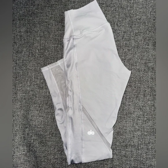 ALO Yoga Light Gray Leggings - Picture 1 of 5